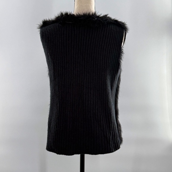 NC International Concepts Black Faux Fur Sweater Vest S/M - Picture 9 of 15